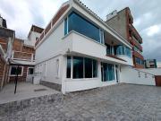 VENTA CASA 4 HABITACIONES Y TERRAZAS PONCEANO ALTO