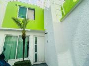 VENTA CASA 4 RECAMARAS, 3 BAÑOS, CON TERRAZA, ZONA...