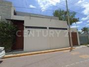 Venta casa 4 recamaras con jardín roof Tlaxcalancingo...