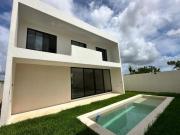 VENTA CASA 4 RECÁMARAS JARDÍN ALBERCA Y AMENIDADES...