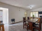 Venta Casa 5 amb a reciclar en parte Villa Primera