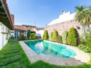 Venta casa 5 amb c pileta garage y quincho PERMUTA