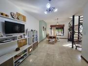 VENTA CASA 5 AMB C/JARDIN V.LUZURIAGA APTA CREDITO