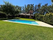 VENTA CASA 5 AMB CON PILETA EN LA PEREGRINA PILAR