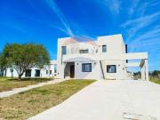 VENTA CASA 5 AMB. CON PISCINA MEDAL CC, PILAR