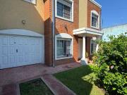 VENTA CASA 5 AMB CON QUINCHO COCHERA HURLINGHAM