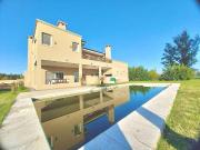 VENTA CASA 5 AMB EN BARRIO 'AREA 60' BRANDSEN