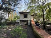 Venta casa 5 amb, garaje, quincho, parque y depto