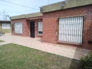 VENTA CASA 5 AMB. GGE RECICL. PQUE, GOÑI 900 APTA...