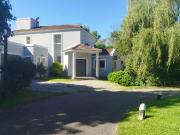 Venta Casa 5 amb Jardin y Pileta en barrio Las Condes Pilar