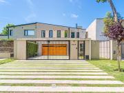 Venta Casa 5 AMB Parque Piscina Garage Quincho Los Pinares