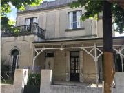 VENTA CASA 5 AMB. PILETA JARDIN BERNAL