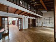 VENTA CASA 5 AMBIENTES A REFACCIONAR. OPORTUNIDAD