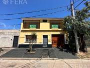 Venta casa 5 ambientes con cochera en Bernal
