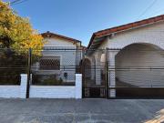 VENTA CASA 5 AMBIENTES CON DTO AL FONDO ITUZAINGO