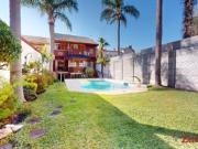 Venta casa 5 ambientes con jardin y pileta en el Palomar