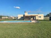 Venta. Casa 5 Ambientes con Pileta, Barrio Parque Parada...