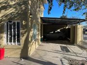 VENTA CASA 5 AMBIENTES CON PILETA CLIMATIZADA. BARRIO LA...