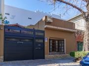 Venta Casa 5 ambientes con Terraza y Cochera