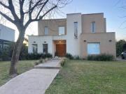 Venta Casa 5 ambientes en Haras de Santa María Los...