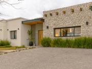 VENTA CASA 5 AMBIENTES EN UNA PLANTA FINCAS DE HUDSON