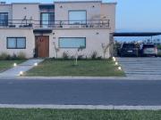 VENTA CASA 5 AMBIENTES SAN SEBASTIAN AREA 7 EN 2 PLANTAS...