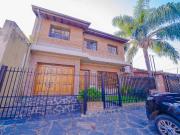 VENTA CASA 5 AMBIENTES VILLA ADELINA