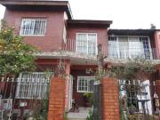 VENTA CASA 5 AMBIENTES W. MORRIS CON PILETA CLIMATIZADA