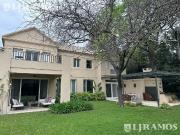 Venta. Casa. 5 dorm. La Horqueta. Impecable