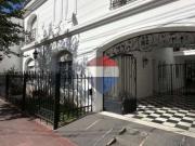 VENTA CASA 5 DORMITORIOS – B° CENTRO