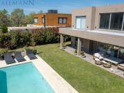 Venta Casa 5 Dormitorios La Berlina, Pilará