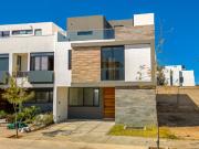 Venta casa 5 recamaras en Altanza Solares Zapopan