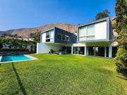 VENTA CASA 5DORM 5.5BAÑOS PISCINA ESCRITORIO ESTAR...