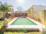 VENTA CASA 6 AMB C/QUINCHO y PILETA Villa Adelina