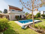 VENTA CASA 6 AMB. MUCHO SOL 3 COCHERAS PADUA SUR