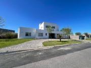 VENTA CASA 6 AMB SAN RAFAEL CON JARDIN Y PISCINA