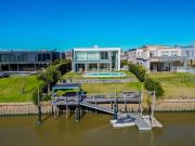 VENTA CASA 6 AMBIENTES AMARRA EL YACHT NORDELTA