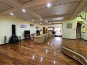 VENTA CASA 6 AMBIENTES BOEDO 4 COCHERAS