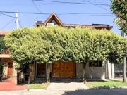 VENTA CASA 6 AMBIENTES COCHERA BERAZATEGUI