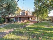 Venta Casa 6 ambientes con Pileta en Club de campo La...