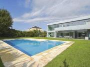 Venta Casa 6 Ambientes en Barrio Haras Santa Maria Los Robl