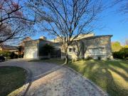 Venta Casa 6 Dormitorios B° Country Barrancas del Sur