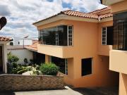 VENTA CASA 6 dormitorios CUMBAYÁ, 1171m2 terreno y jardín