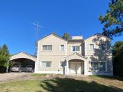 Venta Casa 7 ambientes con Jardin en Echeverria Del Lago