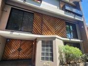 Venta Casa 7 ambientes con jardín y pileta Garage para 2...