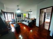 Venta Casa 8 Ambientes con cochera para 4 autos en...