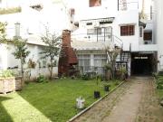 Venta Casa 8 ambientes en Coghlan | jardin | cochera