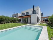 VENTA CASA A ESTRENAR 5 amb. Barrio Carpinchos