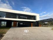 VENTA Casa A ESTRENAR 5 amb con piscina Barrio Privado...