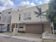 Casa en Venta Cancun Arbolada